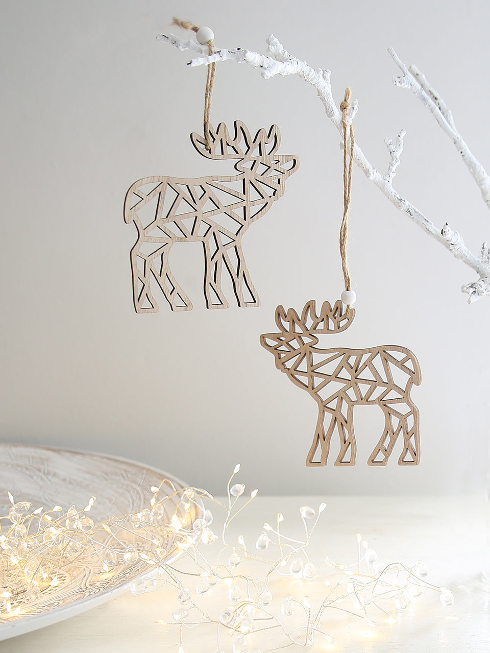 Set di decorazioni geometriche sospese a forma di cervo
