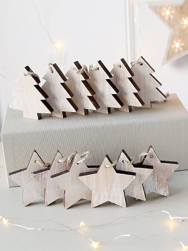 Set di sei decorazioni natalizie in legno